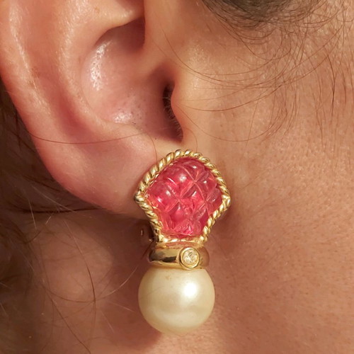 Vintage earrings pineapple shaped