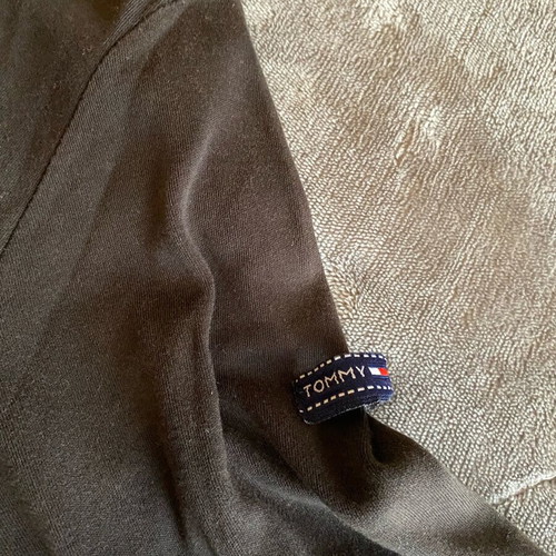 Tommy Hilfiger long-sleeve shirt like new, black, size M