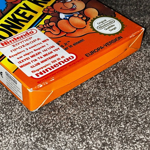 Donkey Kong Nintendo NES used with Greek instructions and complete set