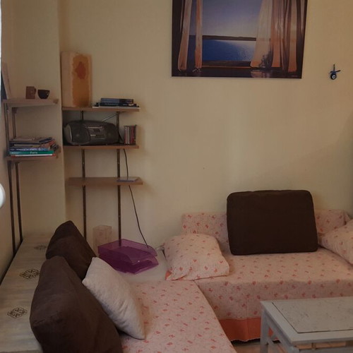 Studio apartment 40 sqm furnished with air conditioning in Athens center