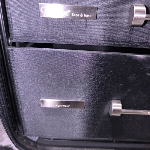 Professional makeup case used, large size with wheels and clips