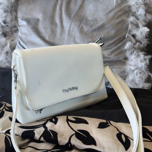 Bag to Bag White Crossbody Bag New with Chain and Silver Details