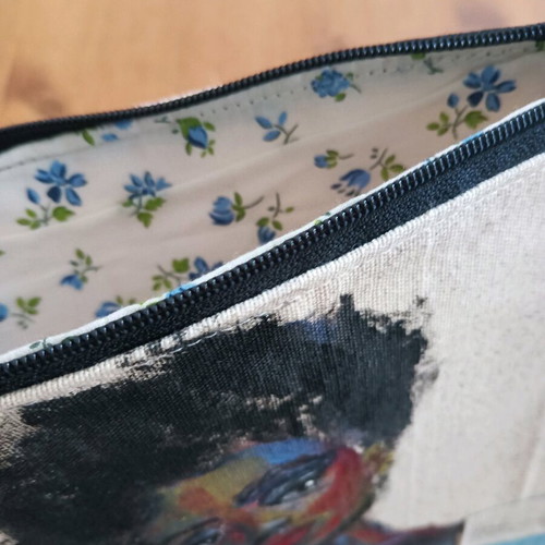 Handmade beige wrist bag with painted design, new