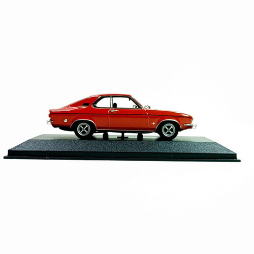 Opel Manta Cardinal Red 1:43 Minichamps diecast model new