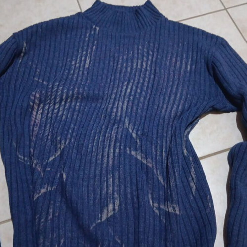 Men's blue sweater like new, size M