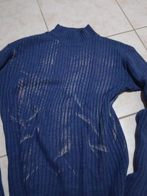 Men's blue sweater like new, size M