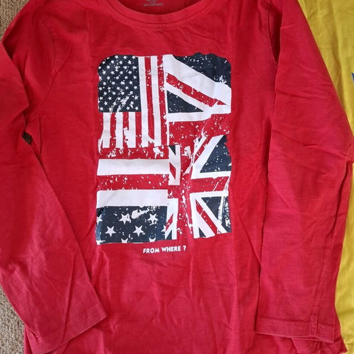 T-shirt long sleeve used, set of 4 for ages 10-12