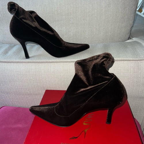 Renne Caovilla boots size 37.5 like new, dark brown velvet, 9 cm heel