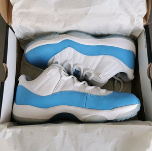 Nike Air Jordan 11 Retro Low University Blue