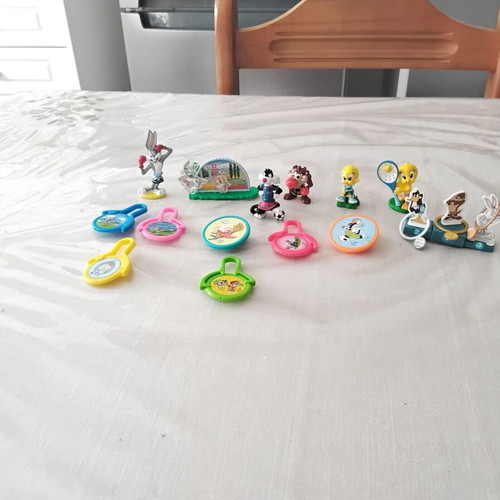 Kinder collectible figures used, Olympic Games 2004 set