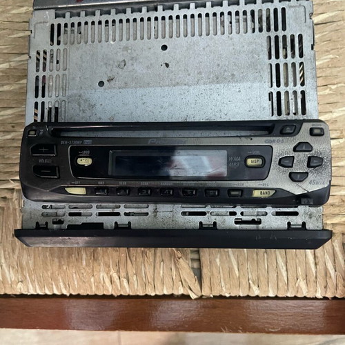 Pioneer DEH-3730MP CD/MP3 ράδιο αυτοκινήτου μεταχειρισμένο