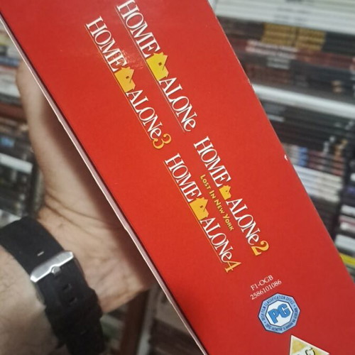 Home Alone DVD collection 4 movies like new with English subtitles