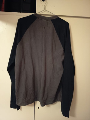 Harley Davidson long sleeve shirt used, size M