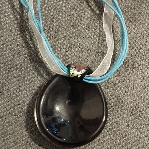 Handmade Murano-style glass necklace multicolor with glitter, like new