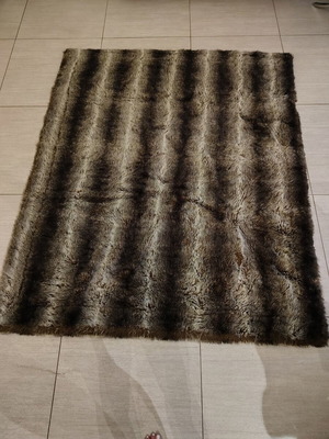 Synthetic fur sofa throw blanket, Spanish, 145x170 cm