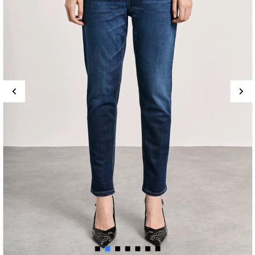 Irene women's boyfriend fit cropped jeans like new, blue