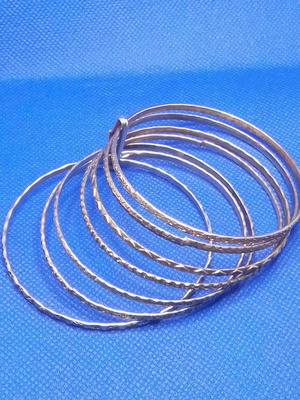 Metal bracelet with 7 rings used