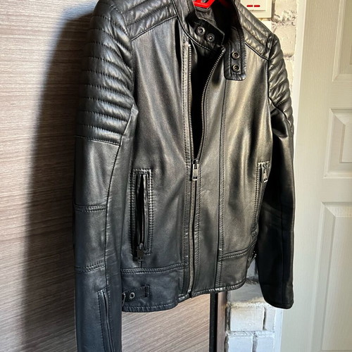 Diesel leather jacket like new, size S, black
