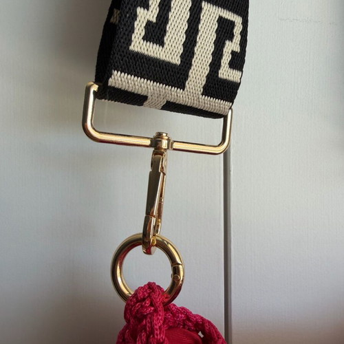 Handmade Crochet Crossbody Bag with Geometric Strap in Magenta