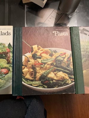 Set of cooking books used, first edition 1980