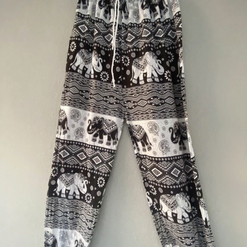 Printed wide pants Medium like new with elephant pattern