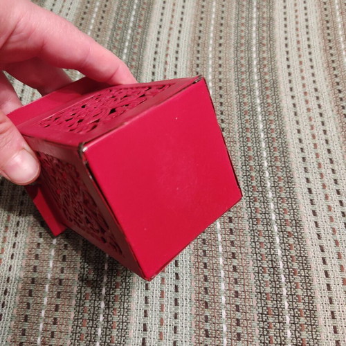 Metal lantern, red