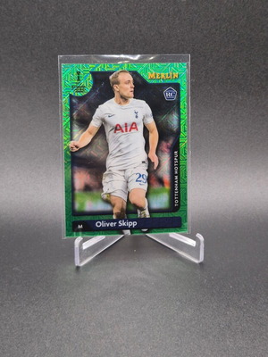 2021 Merlin Collection Chrome UEFA Club Competitions Green Oliver Skipp Rookie RC μεταχειρισμένο