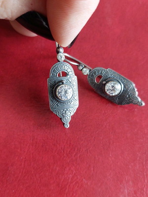 Ασημένια σκουλαρίκια 925 Γιαννιώτικης τέχνης σαν καινούργια με πέτρες