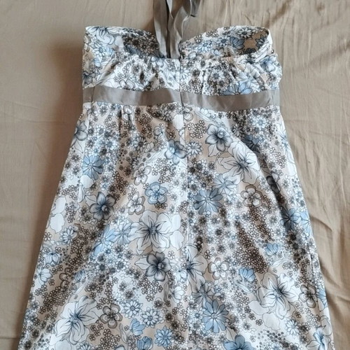 Dress like new, size M / 38 / 10, with tie ribbons