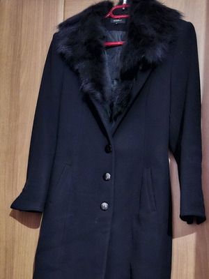 Women's Mid-Length Coat Black Like New With Removable Fur Collar