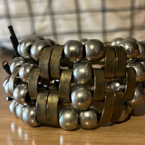 Bracelet elastic and fitted with beads new