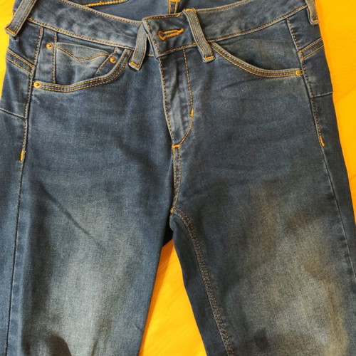 Slim Fit Blue Jeans Pull & Bear like new, size 36