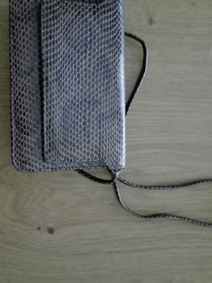 Crossbody bag with animal print effect, chain strap and magnetic closure like new
