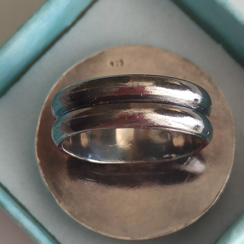Women's 925 silver ring with black onyx like new