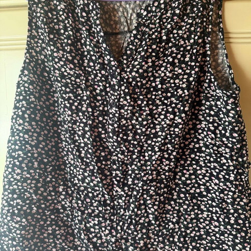 Floral sleeveless blouse like new, size 4XL