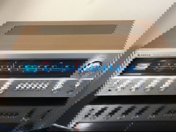 ΡΑΔΙΟΕΝΙΣΧΥΤΗΣ SANYO DCX-4000L