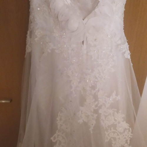 Wedding dress with Swarovski stones like new, white