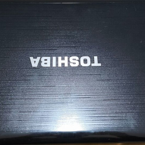 Toshiba Satellite P775-S7365 laptop used, for repair or spare parts