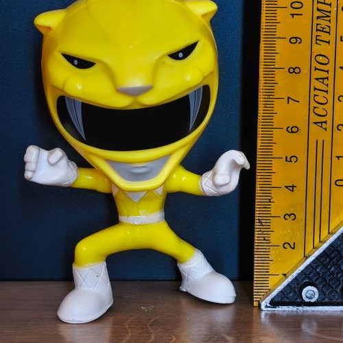 2018 Yellow Ranger Burger King figure