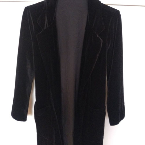 Velvet jacket like new with belt, small medium large