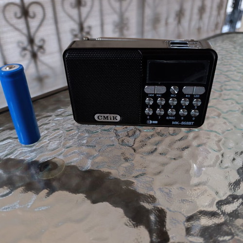 CMiK Radio with Rechargeable Battery and USB Charging