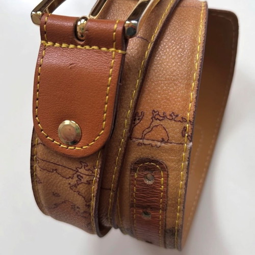 Alviero Martini 1st Class leather belt like new, size M, light brown
