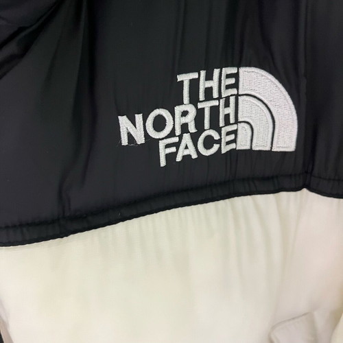 The North Face cropped puffer jacket like new, black and white, size large