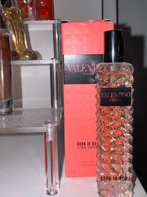 Valentino Donna Born In Roma 15 ml new