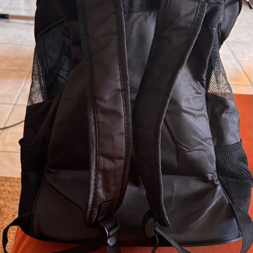Pet carrier backpack like new, 44cm x 36cm x 30cm