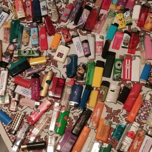 Lighters used, collection of 484 pieces