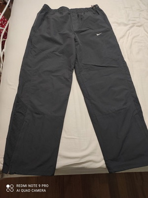 Nike windbreaker pants like new, size XL