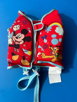 Bestway Disney Junior Mickey Kids Swimming Vest 51cm like new