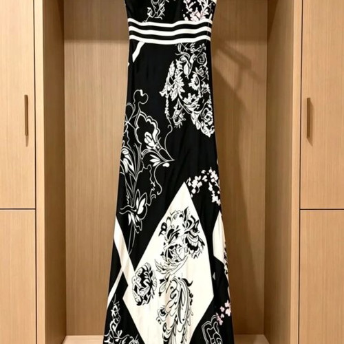 Satin maxi dress like new, black and white, size S