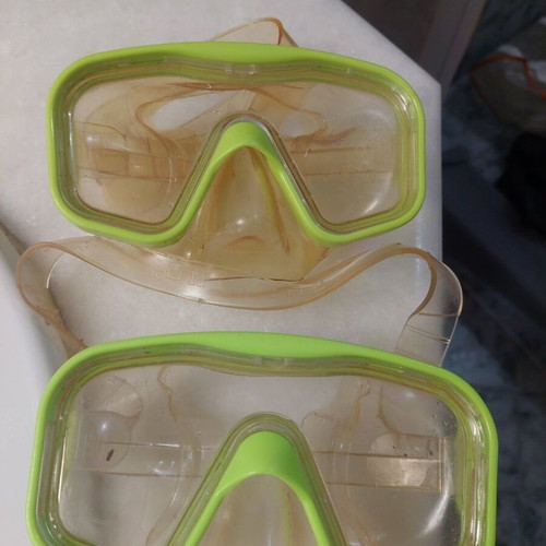 Set of 2 children's swimming masks used, lime green